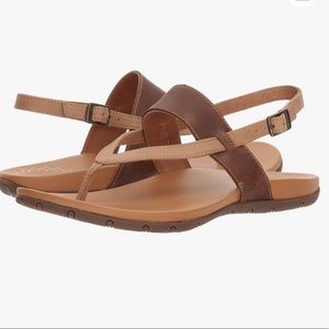 Chaco Maya II women’s sandal. Size 9. New with tags and box.